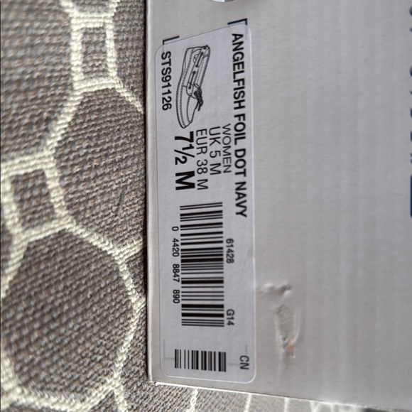 Sperry Dark Blue Boat Shoes with Light Gray Laces - Picture 12 of 13